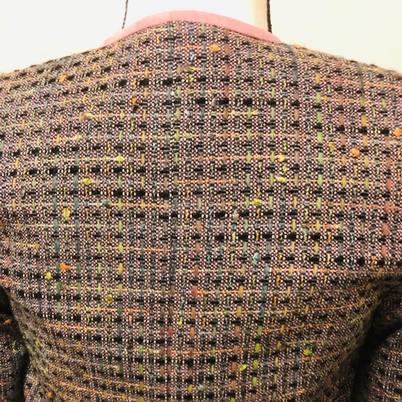 Like new BeBe Tweed Jacket / Blazer . Adorable! - Picture 4 of 8